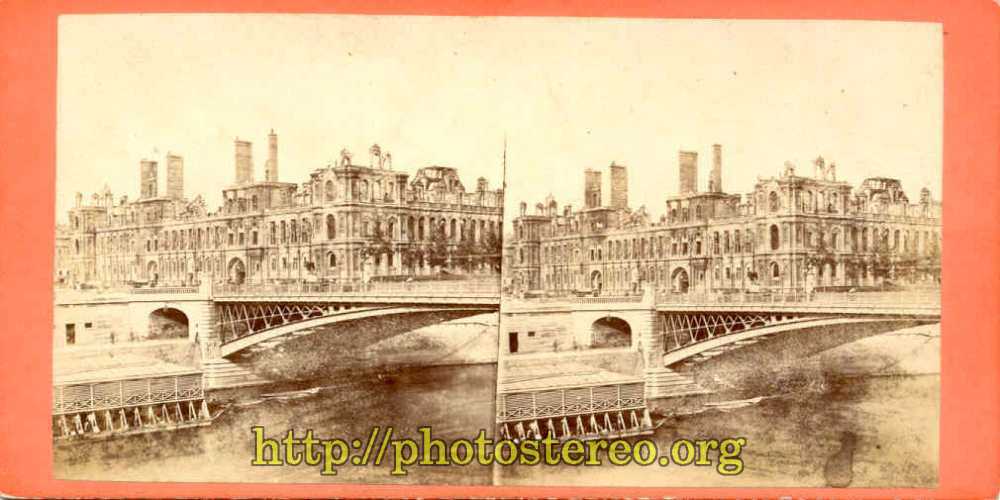 Paris - Commune de Paris. Ruines. L'Hôtel de ville    {%[Indexation sur stereotheque.fr]https://www.stereotheque.fr/result,13431-0%} (Paris - the uprising of Paris (1871). ruins. The town council) 